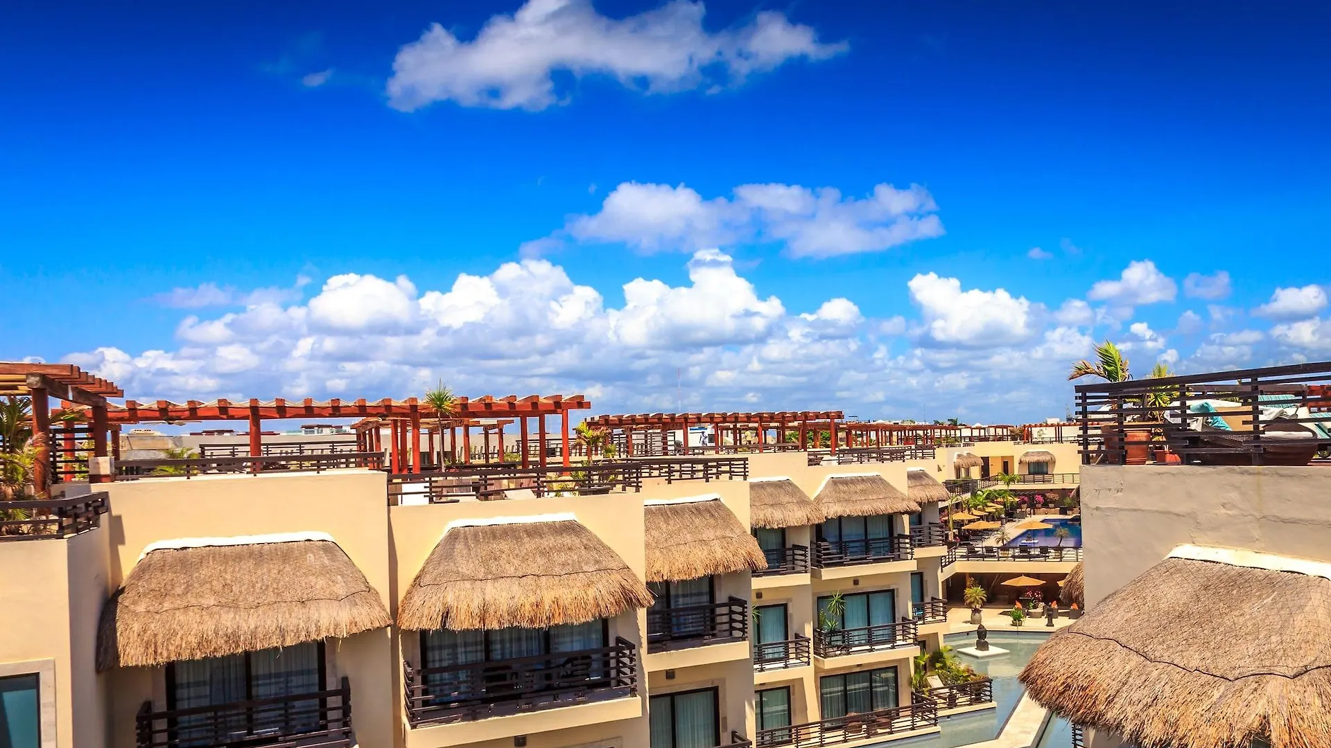 Aldea Beachside Condo By Bvr 3*, Playa del Carmen