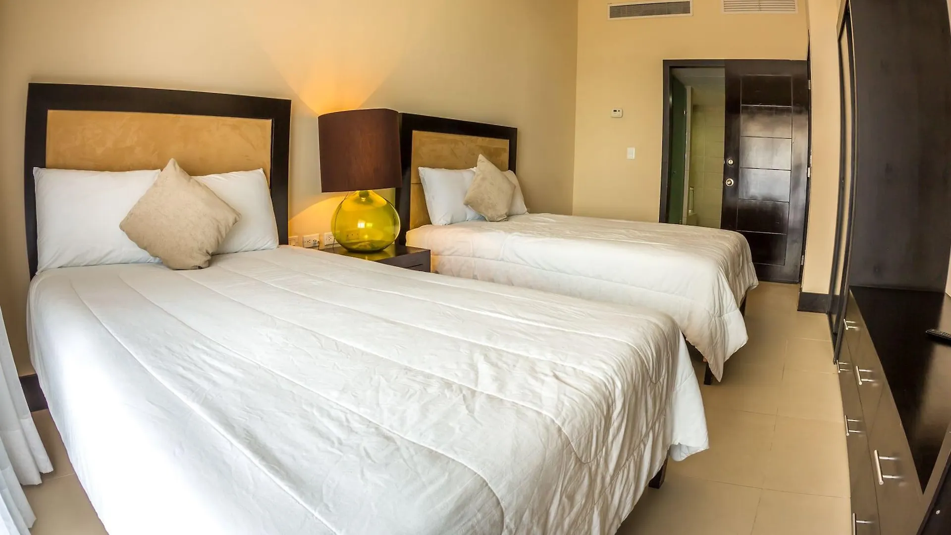 Aldea Beachside Condo By Bvr Playa del Carmen