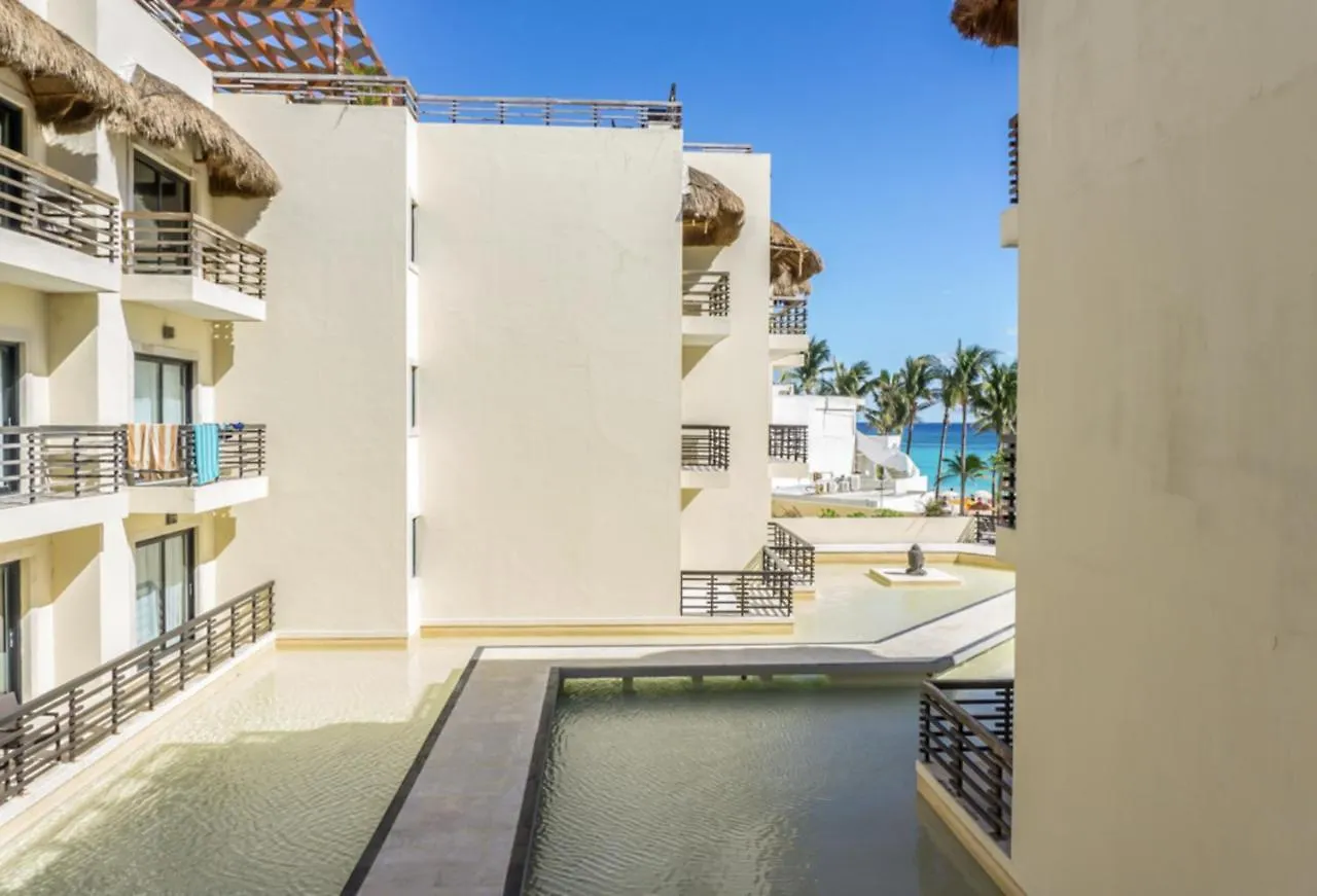 Aldea Beachside Condo By Bvr Mexico