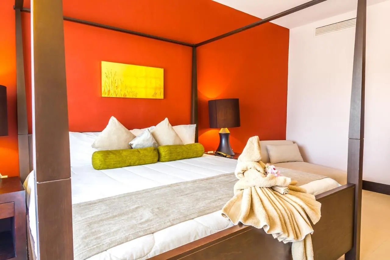 Aldea Beachside Condo By Bvr Mexico