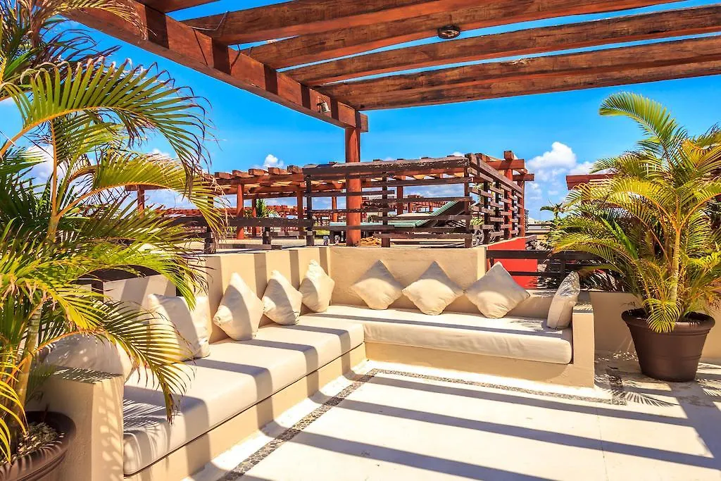 Aldea Beachside Condo By Bvr Апарт-отель Плая-дель-Кармен
