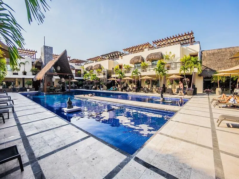 Aldea Beachside Condo By Bvr 3*, Playa del Carmen