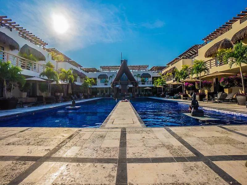 Aldea Beachside Condo By Bvr Aparthotel